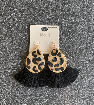 Cozy Leopard Print Tassel Earrings